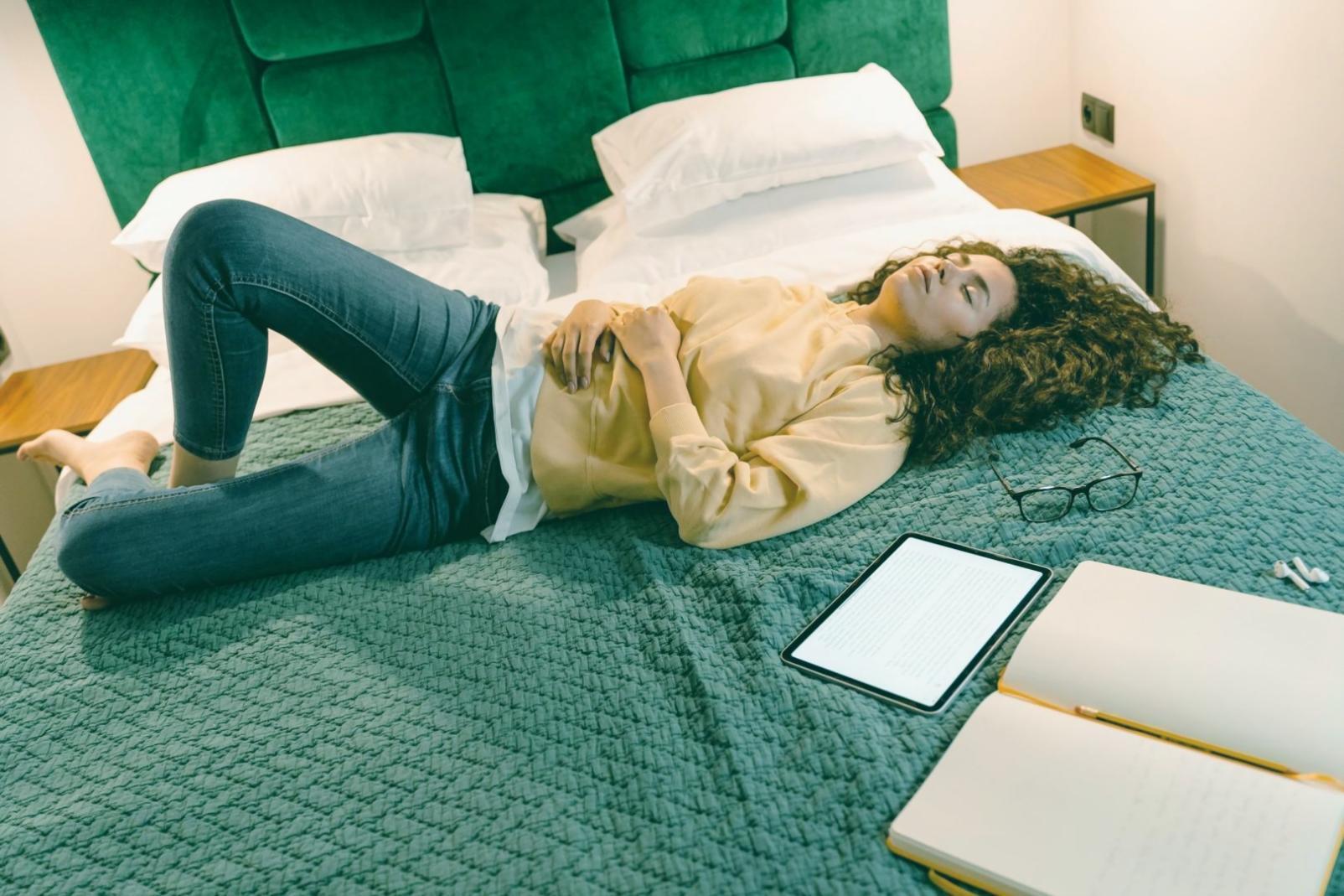 Werkruimte waar mobile social casino game development concepten tot leven komen door praktische toepassing en continue iteratie